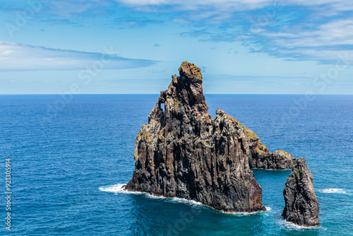 Obraz na płótnie Rock formations near the coast of the village of Ribeira da Janela on the island of Madeira w salonie