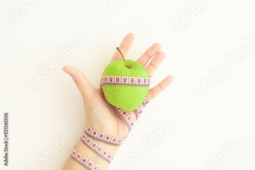 apple with measuring tape