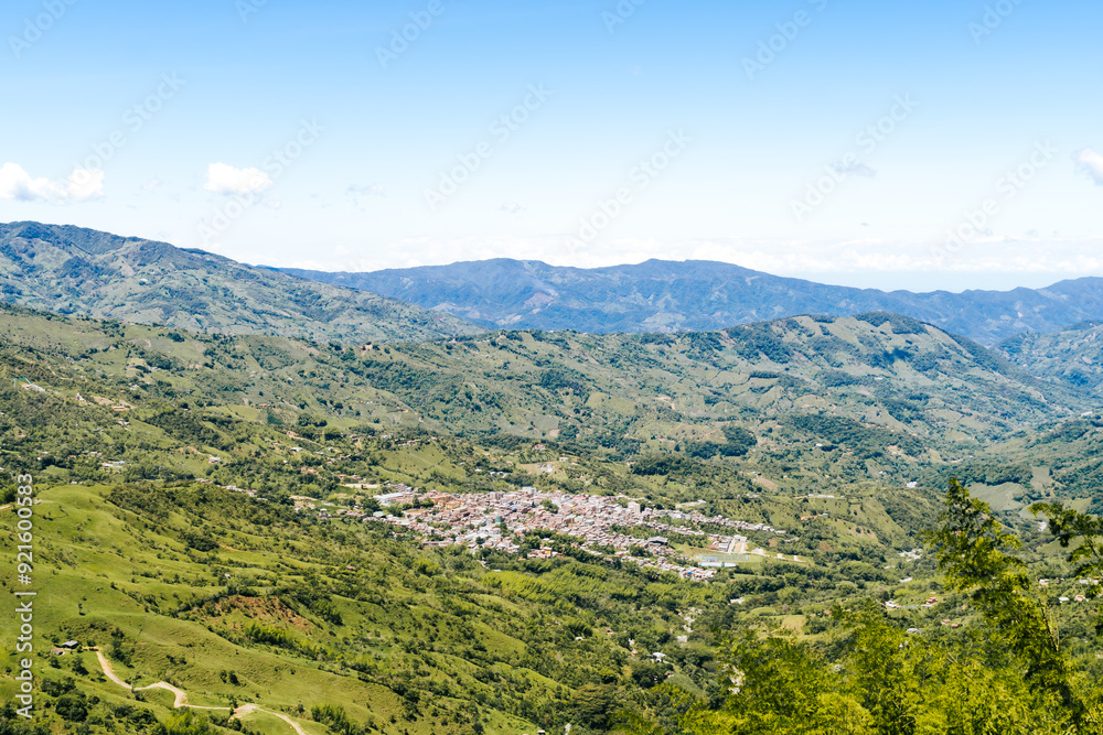 Obraz premium Landscapes of Colombian villages. Antioquia. Mountains, sky and roads. Travels.