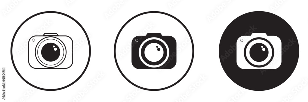 Circle camera Icon vector isolated on white background. Camera symbol. Camera vector icon Circle camera Icon vector isolated on white background. Camera symbol. Camera vector icon