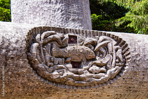 detail of a fountain in the park guell