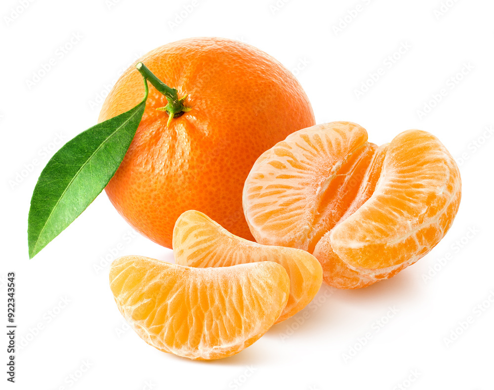 One wholOne whole, half and two peeled pieces of tangerine, mandarin or clementine on white backgrounde, half and peeled piece of tangerine, mandarin or clementine on white background. One wholOne whole, half and two peeled pieces of tangerine, mandarin or clementine on white backgrounde, half and peeled piece of tangerine, mandarin or clementine on white background.
