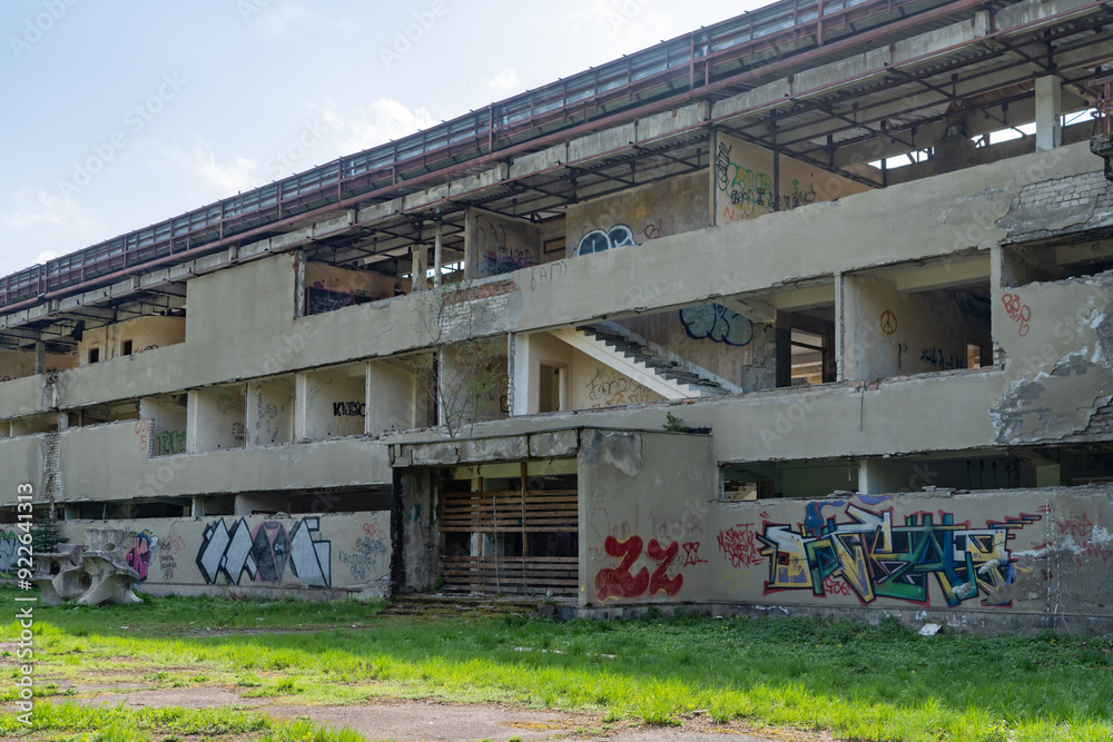 Obraz premium abandoned factory building