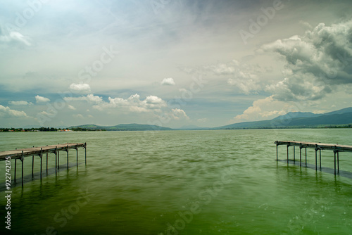 muelle, paisaje lago de cajititlan, cerro, jalisco, paisaje, panoramica, laguna, naturaleza, arboles, cuexcomatitlan, malecon, panoramica, nubes photo