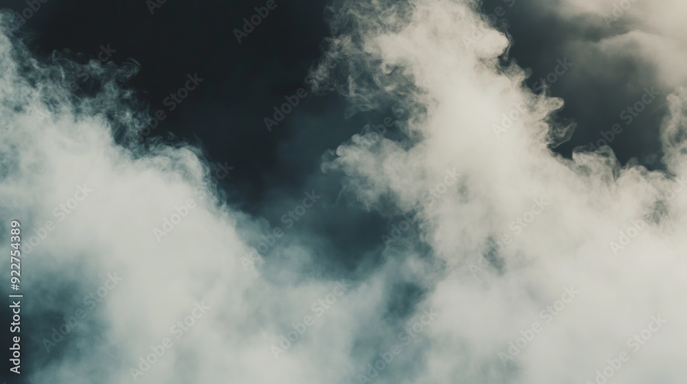 Obraz premium Ethereal Cloud Formation