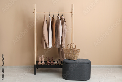 Female clothes hanging on r...