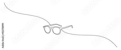One continuous line drawing of eye glasses. Eyeglasses and sunglasses symbol in simple linear style. Ophthalmology concept in editable stroke. Doodle vector illustration