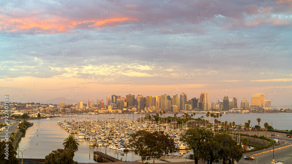 Fototapeta premium San Diego City and Harbor