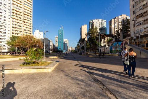 Imensidão do piso de concreto da Praça Roosevelt photo