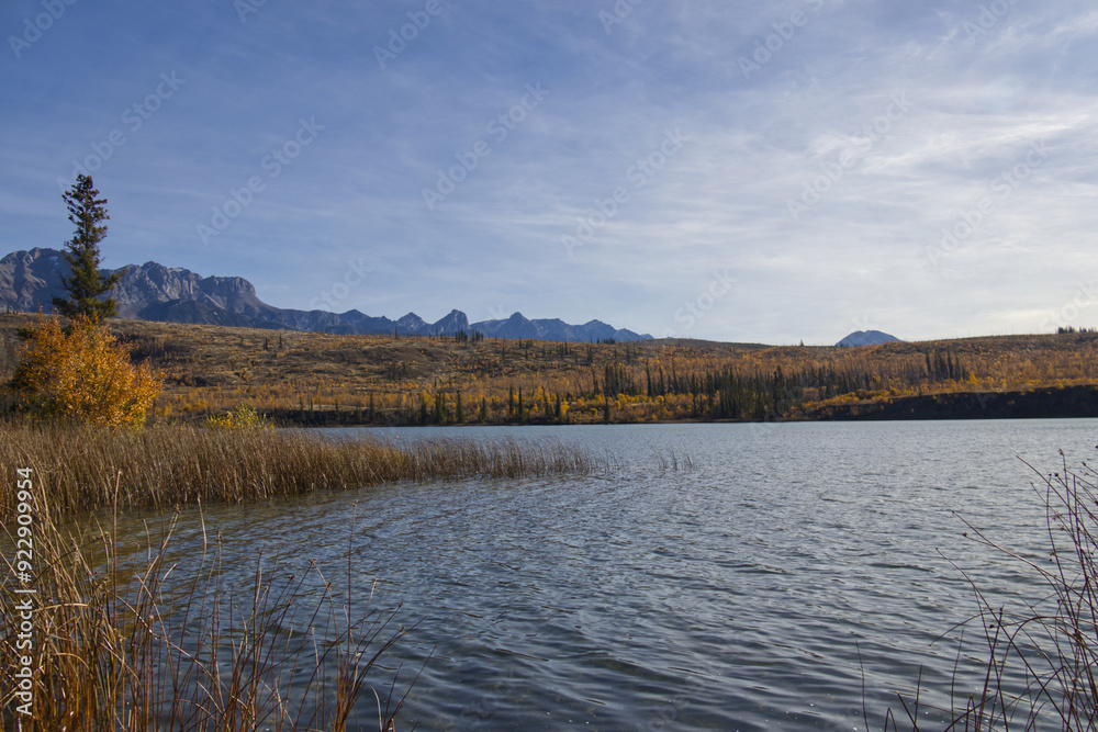 Fototapeta premium Talbot Lake in the Fall