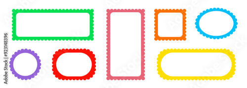 Border frame scallop edge rectangle, oval, round vector shape. Wave scallop squiggle cute simple rectangle border set. Simple wavy squiggly line retro photo picture frame. Vector illustration
