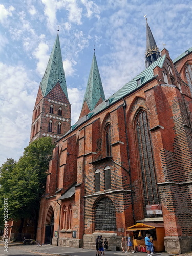 Die Marienkirche in Lübeck photo