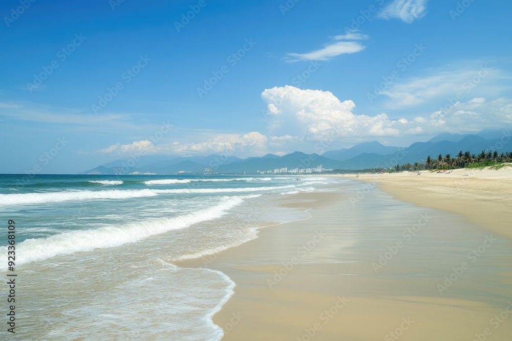 Obraz premium Da Nang Vietnam Beach. Stunning Views of Empty Beach in Central Vietnam