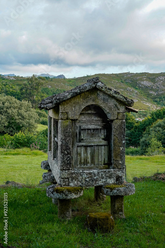 Фотография Typical Galician granary called Hórreo, Galicia, Spain