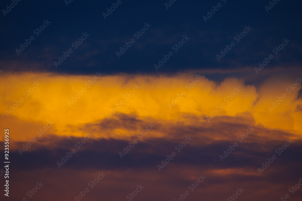 Naklejka premium Beautiful sky scenery of Wuhan in summer