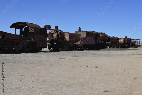 Trem abandonado e enferrujado no Uyuni na Bolívia