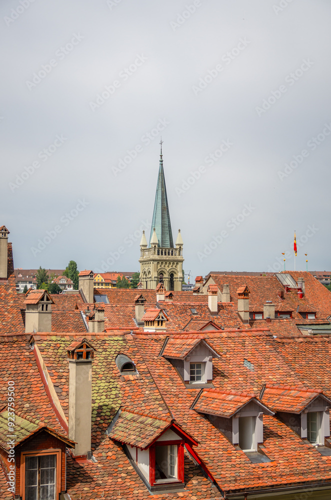 Fototapeta premium La ville de Berne, au bord de l'Aar