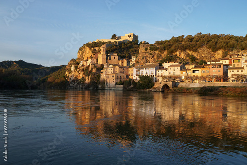 Miravet is one of the most beautiful villages at the Ebro River in the spanish province of Tarragona