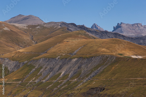montaña en los alpes 