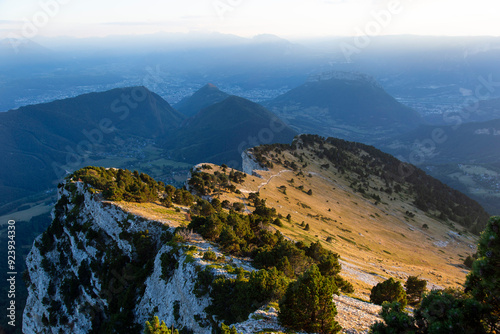 montaña en los alpes 