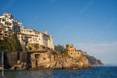 Obraz na płótnie Scenic Coastal View of Amalfi Buildings on Rocky Cliffside, Italy, Europe w salonie