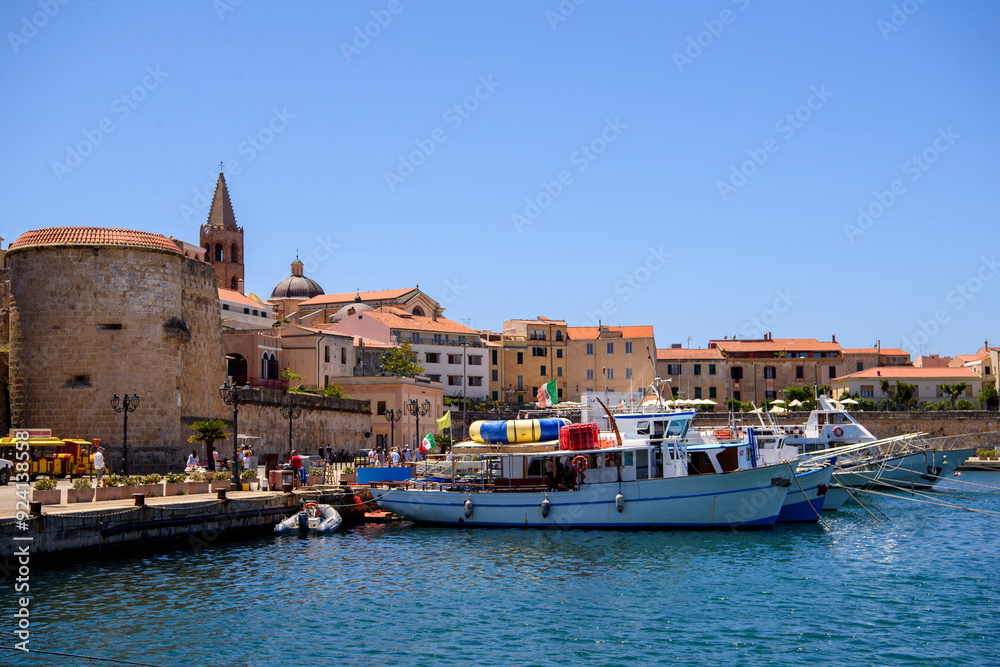 Obraz premium Harbour and old town Alghero, Sardinia, Italy