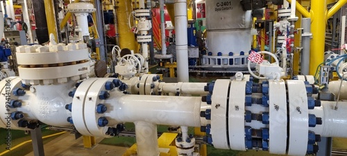 Oil and gas processing platform FPSO