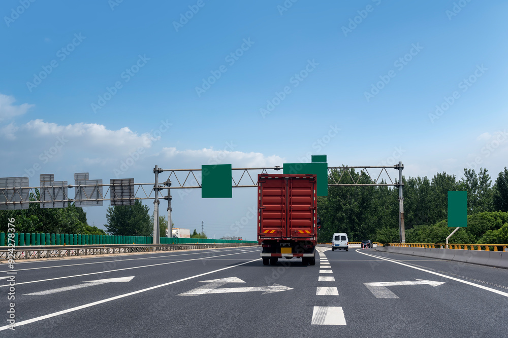 Naklejka premium Truck on Open Highway: A Journey Through Endless Roads