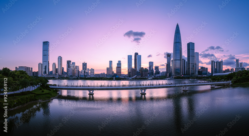 Obraz premium city skyline at sunset