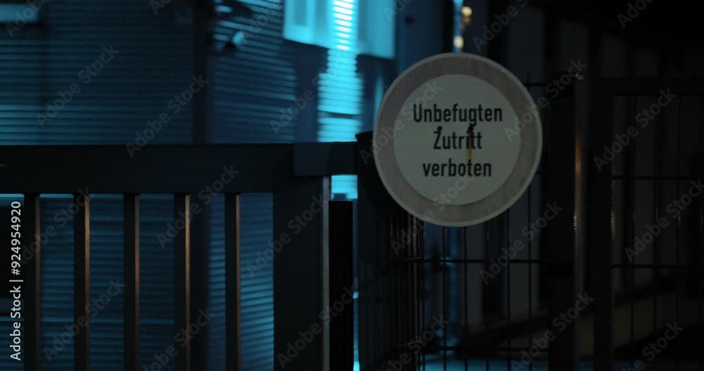 Unbefugten zutritt verboten schild