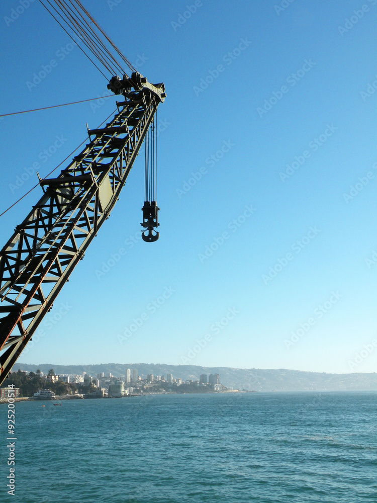 Iron crane of the Vergara Pier Iron crane of the Vergara Pier