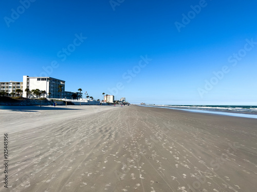 Empty daytime Daytona beach shore