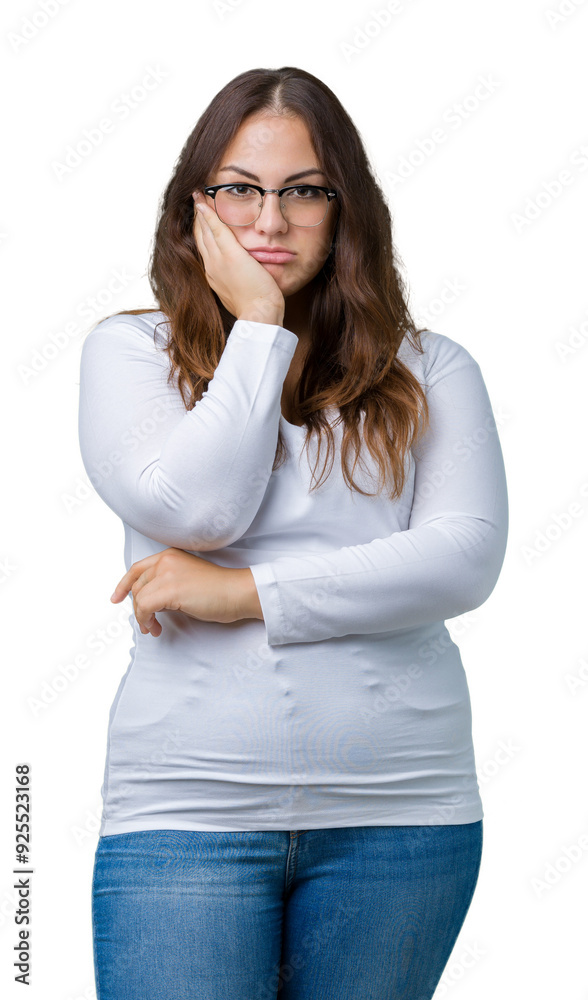 Obraz premium Beautiful plus size young woman over isolated background thinking looking tired and bored with depression problems with crossed arms.