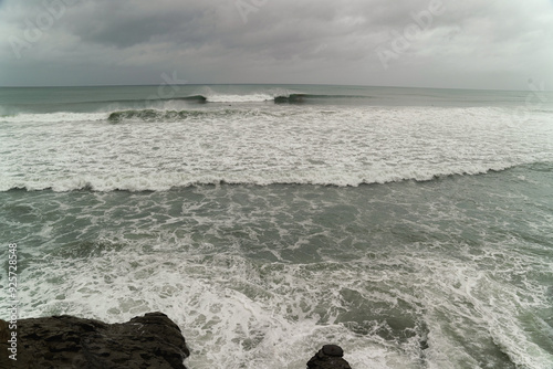 台風７号　稲村ヶ崎サーフィンBIGWAVES