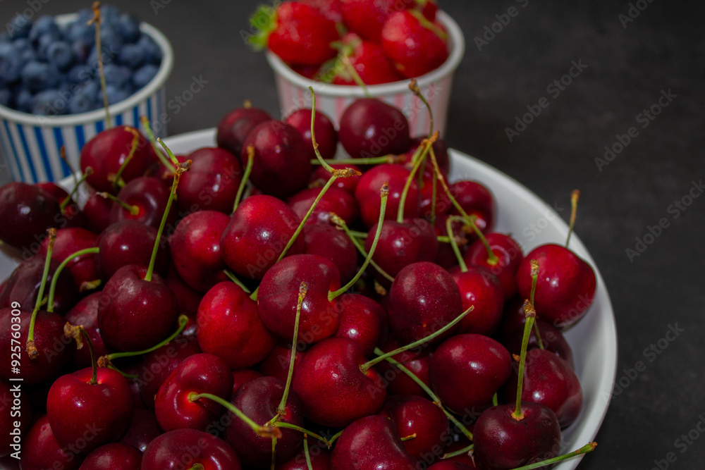 Les petits fruits colorés