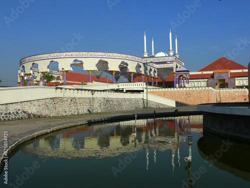 Semarang, Indonesia - November 11,2004 :The grand mosque of Central Java or known as Masjid Agung Jawa Tengah (MAJT) located in Semarang, Indonesia. photo