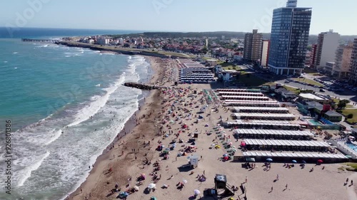 Vista aerea de la ciudad de Miramar en la Costa Argentina, Buenos Aires, Costa Atlantica.