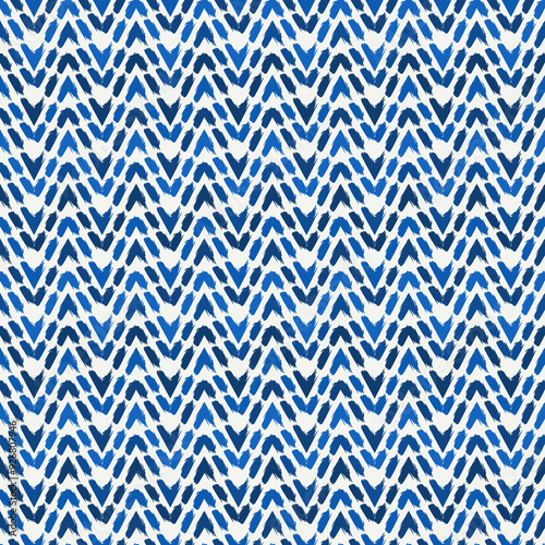 Ethnic seamless pattern. Freehand horizontal zigzag chevron stripes print. Boho chic design background. Indigenous, tribal style wallpaper. Brush strokes, handdrawn geometric ornament. Vector abstract