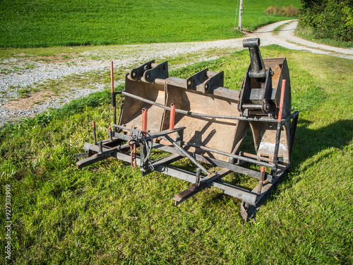 Transport frame for excavator buckets