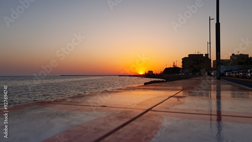 Tramonto sul mare, lungomare di Mazara