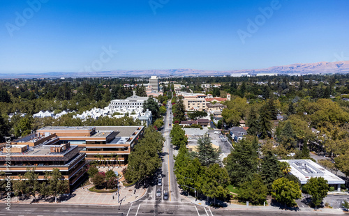 Canvas Print Aerial panoramic view of downtown Mountain View, California, along Castro Street