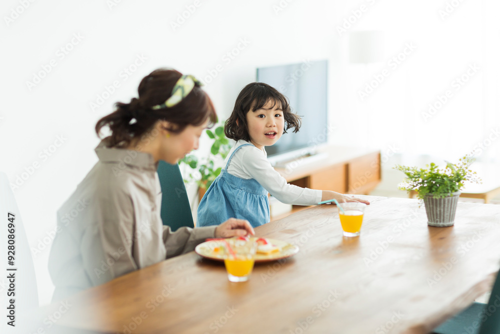 母と娘 母と娘