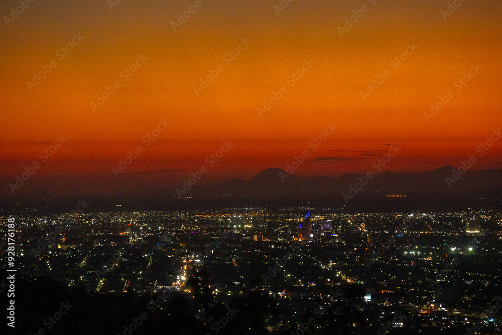 Naklejka premium atardecer