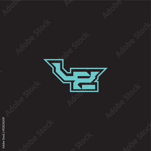 dynamic gaming monogram logo sporty and bold concept LZ blue esport letter