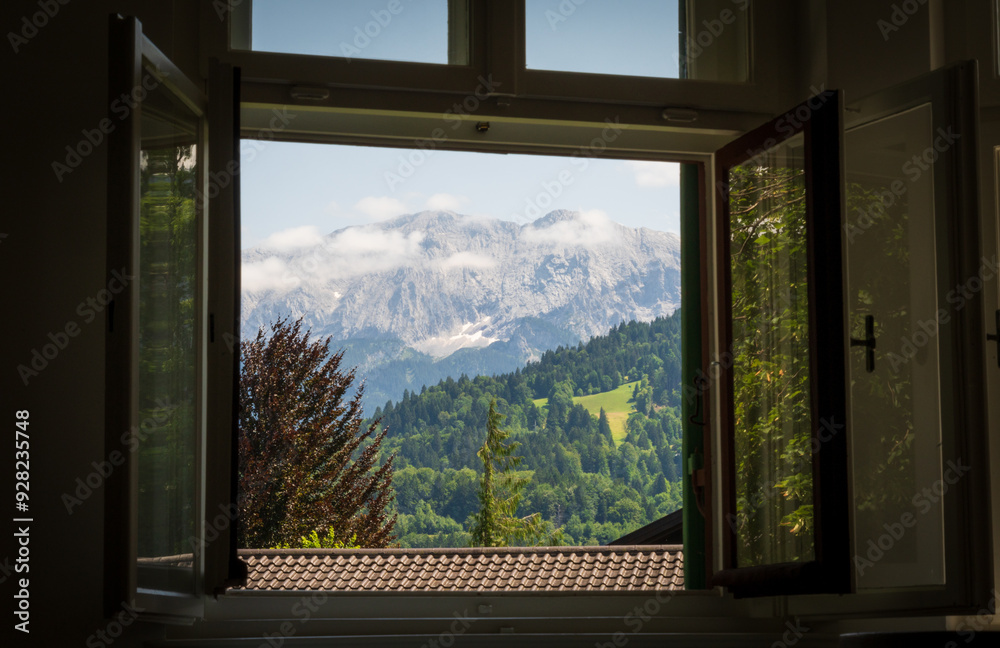 Fototapeta premium Garmisch-Partenkirchen in Bavaria, German ski resort and Towns in Bavaria, Germany