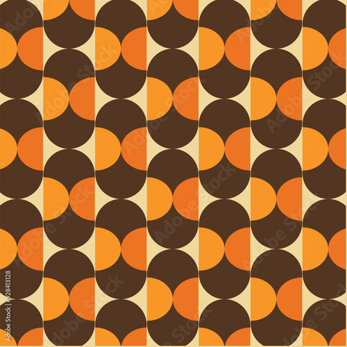 70's Retro Seamless Pattern, 60s and 70s Aesthetic Style. Half circles groovy pattern in brown, orange, yellow and beige colors.