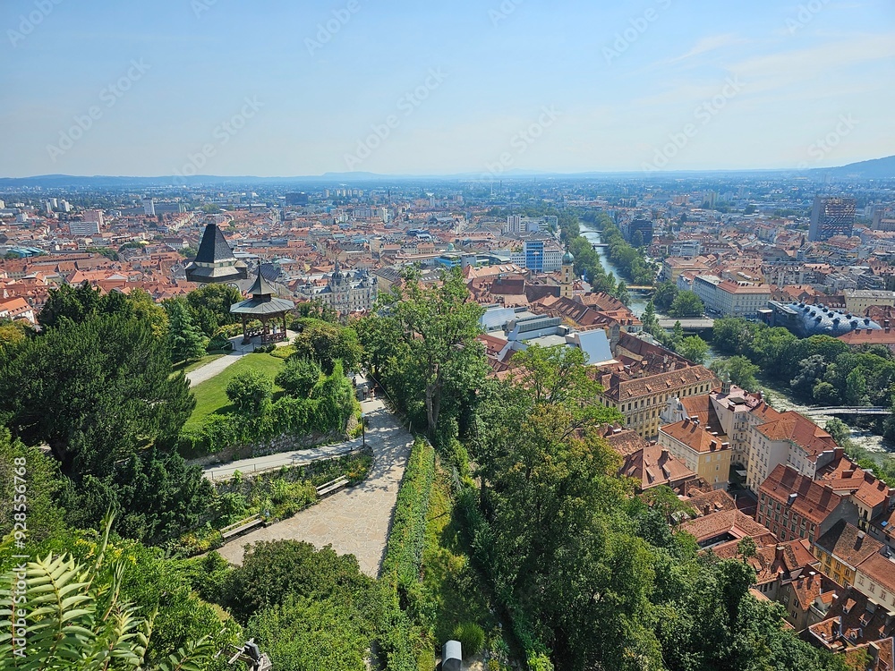 Obraz premium Altstadt, Sehenswürdigkeiten und Panorama von Graz