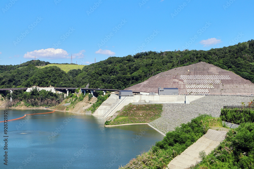 安威川ダムとダム湖の風景 安威川ダムとダム湖の風景