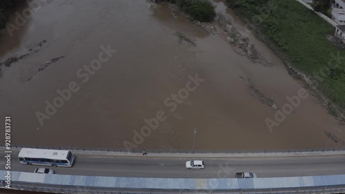 The city of Barra do Piraí is bathed by the Paraíba do Sul River, a water resource in the state of Rio de Janeiro that suffers from environmental problems such as urbanization and pollution.