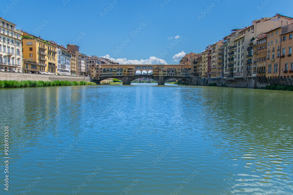 View of the Arno, the river that crosses the city of Florence in Italy.